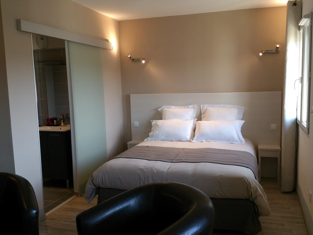 Hotel Les Petits Oreillers Saint-Martin-dʼArdèche Szoba fotó